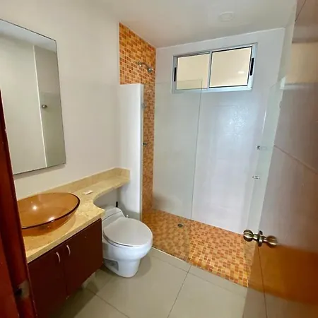 2p1-al3 Apartamento De 2 Alcobas Frente Al Mar Con Aire Acondicionado Y Wifi *